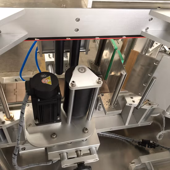 Автоматическая клейкая наклейка, аппликатор этикеток с плоской поверхностью, стиральный порошок, бутылочка для стирки, двухсторонняя этикетировочная машина